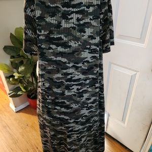 Lularoe med Carly